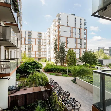 Solaris Voyage By Bookinghost * Warsaw